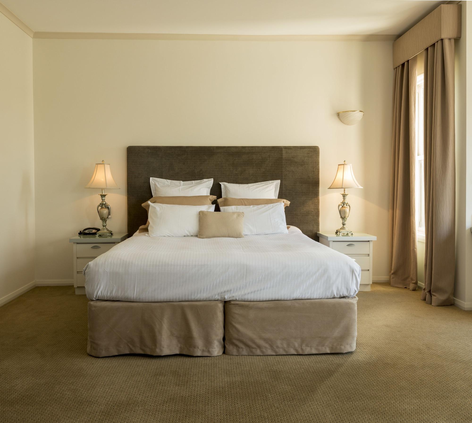 Отель Beau Monde International Doncaster East Экстерьер фото