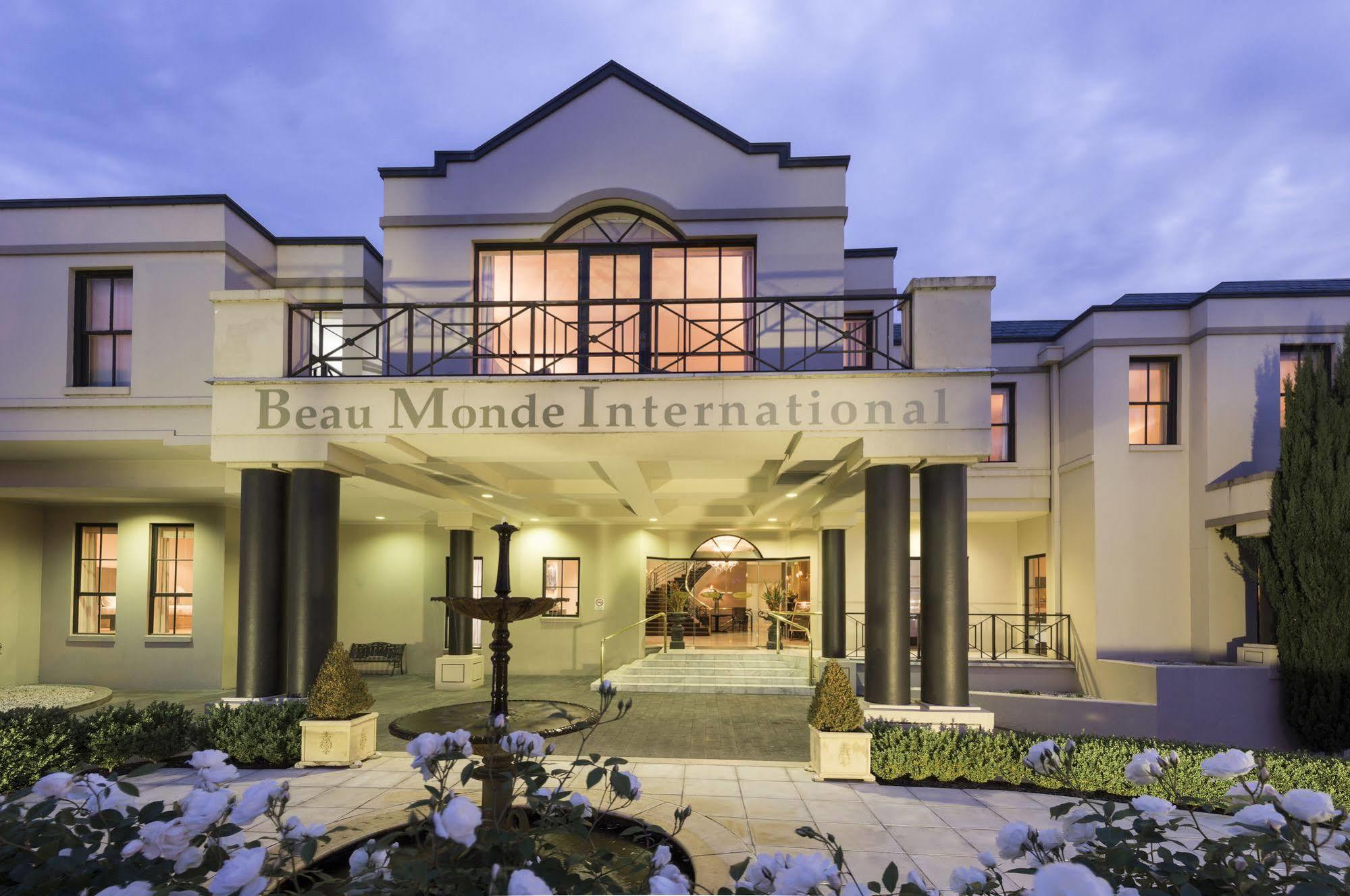 Отель Beau Monde International Doncaster East Экстерьер фото